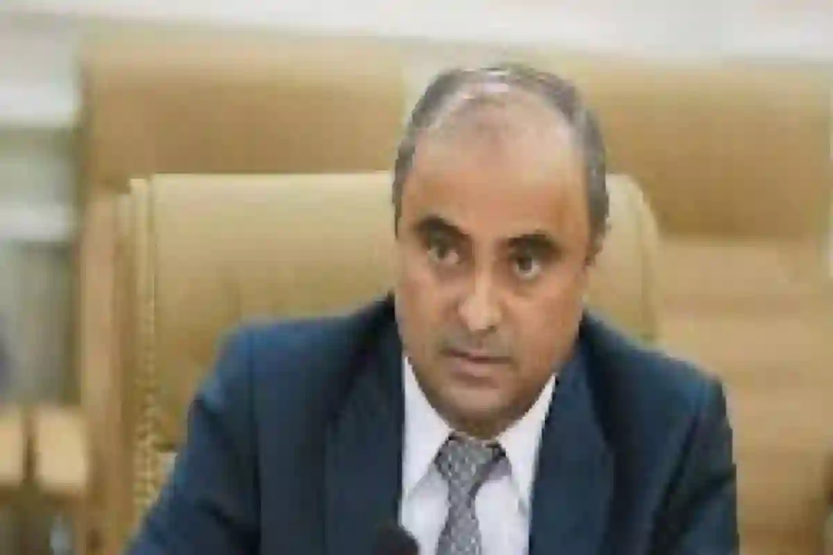 سالم بن بريك رئيسًا للوزراء في اليمن خلفًا لأحمد بن مبارك: تغيير حكومي يفتح أبواب التساؤلات والتحديات.