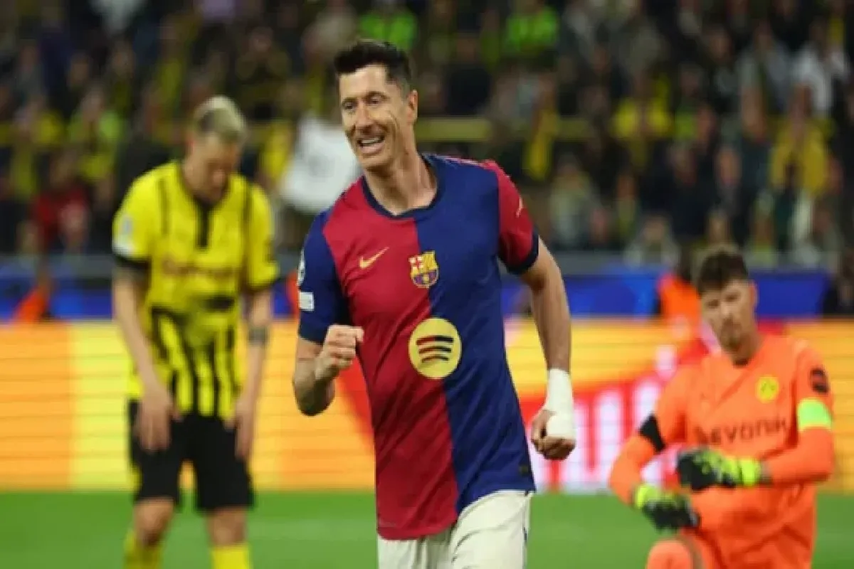 عودة ليفاندوفسكي إلى برشلونة