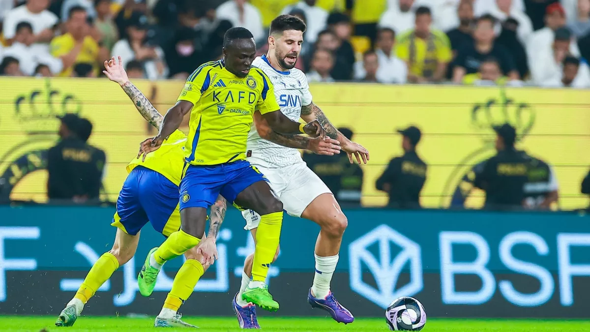 مدرب النصر السابق