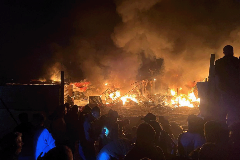 مجزرة جديدة وقصف خيام النازحين