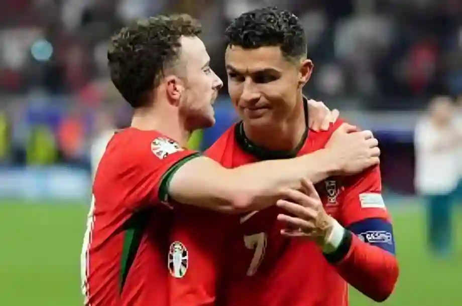 رونالدو يغيب عن جنازة جوتا