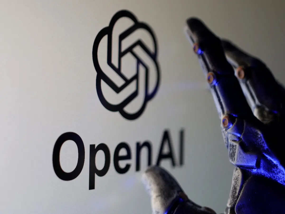 صفقة غير مسبوقة بين AMD وOpenAI