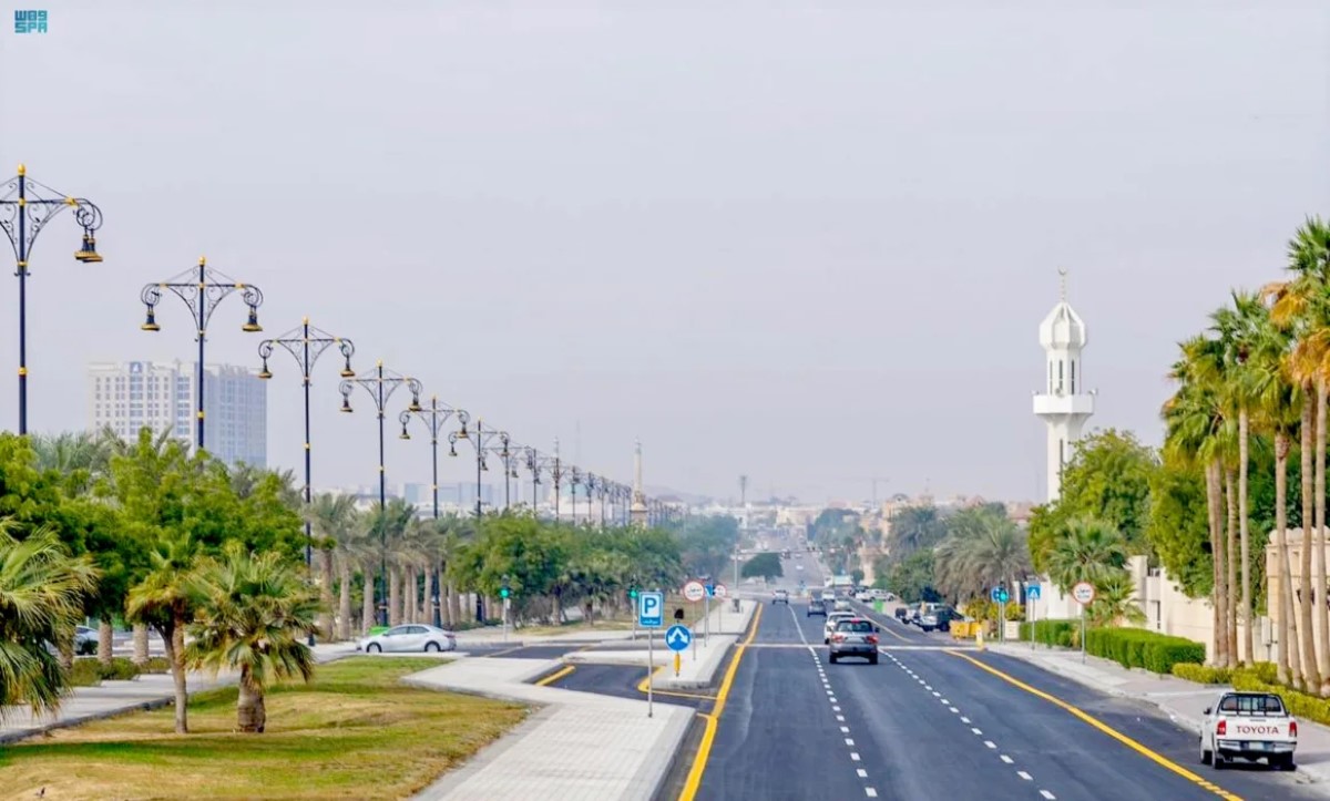 تطوير الطرق في الخبر بالسعودية