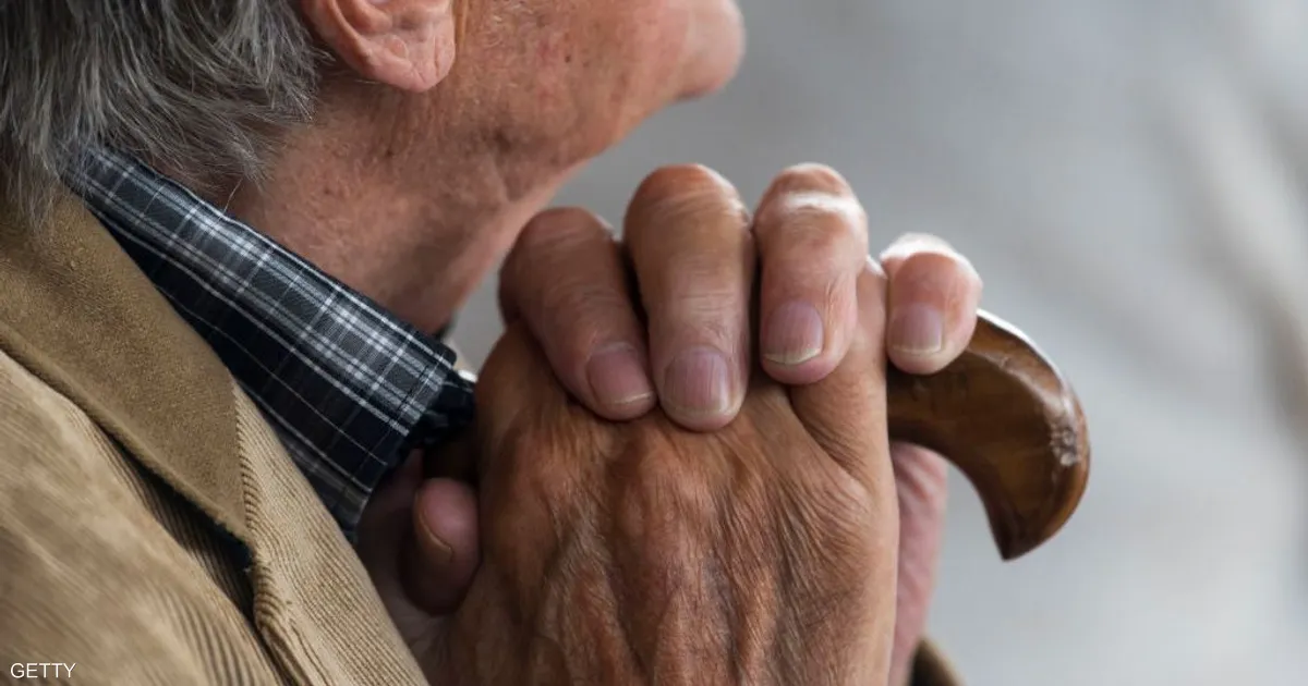 علامات جسدية غير متوقعة قد تكشف بداية الخرف