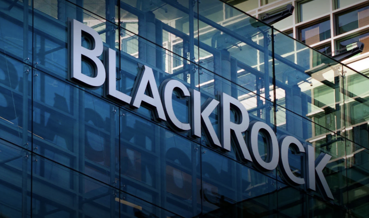 بلاك روك تتصدر محادثات تمويل صفقة حقل الجافورة مع أرامكو بقيمة 10 مليارات دولار