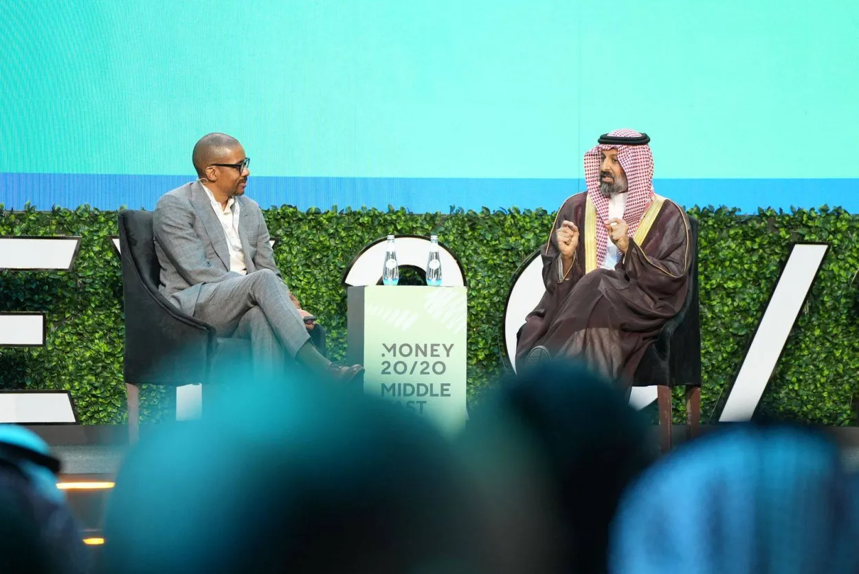 السوق السعودي يتحول إلى التوازن بين الأفراد والمؤسسات وفق تصريحات القويز