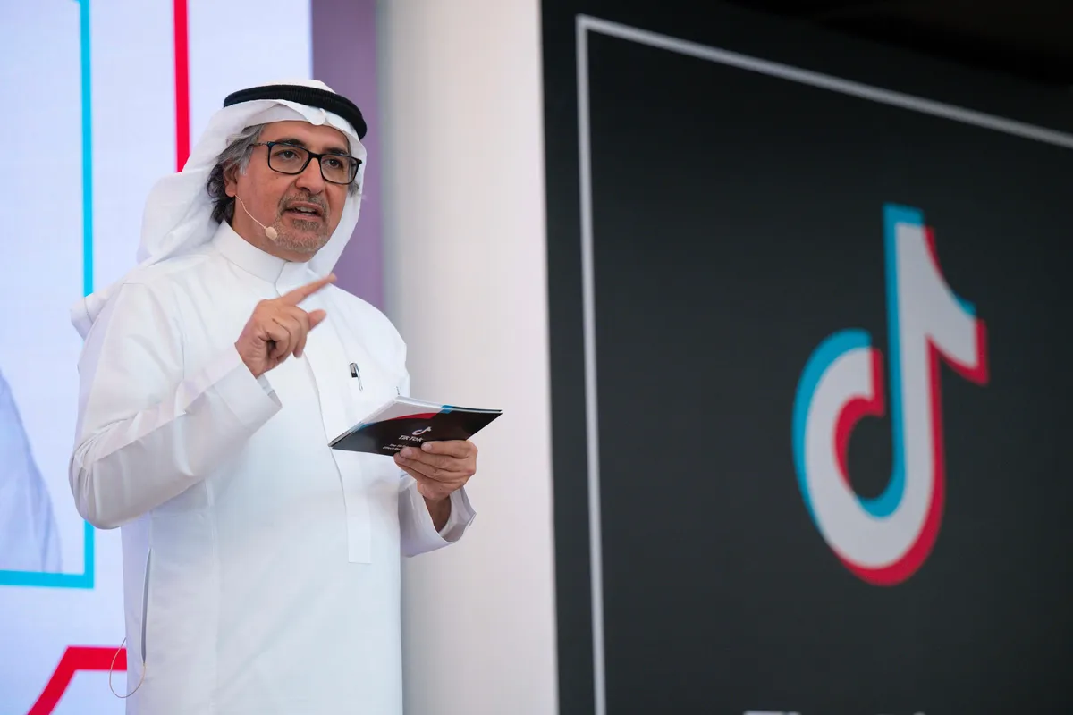 تأثير تيك توك في السعودية على الاقتصاد الإبداعي والسياحة العالمية