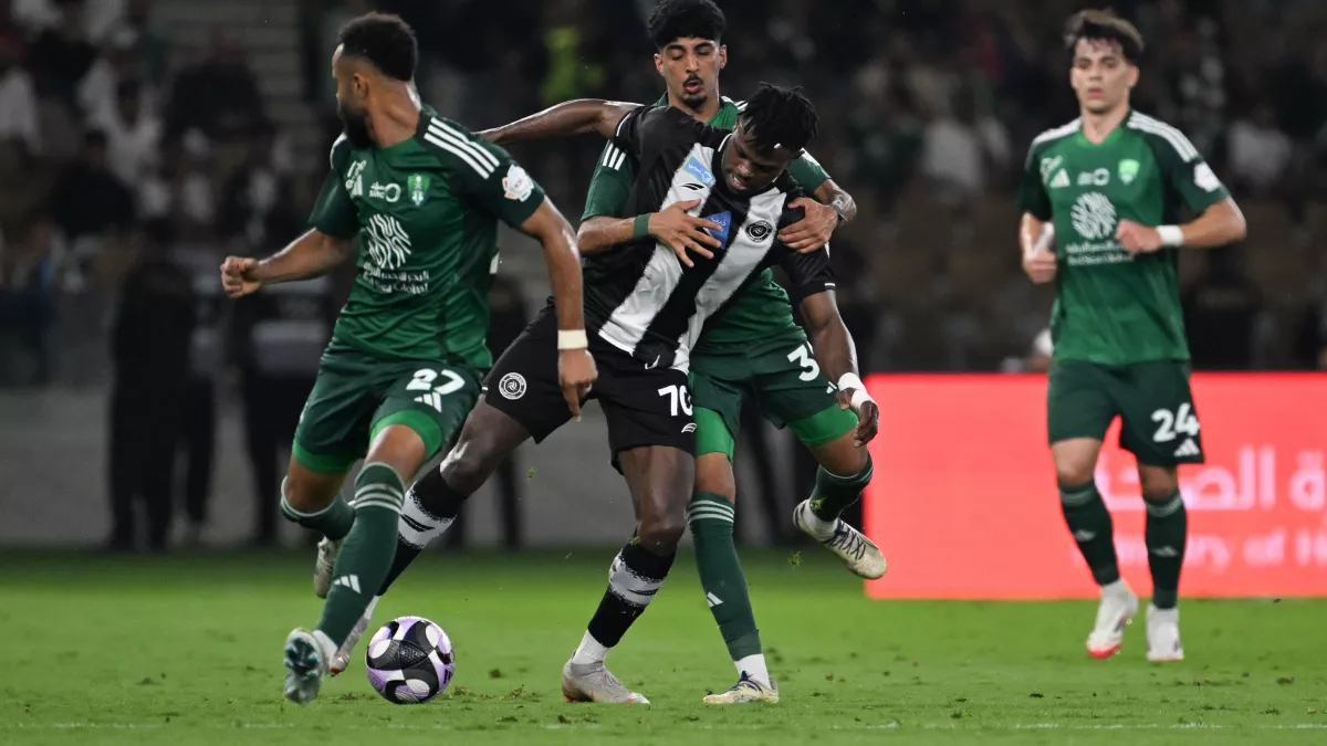 قمة الأهلي والشباب