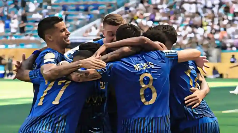 السعوديون يتألقون أمام مدريد